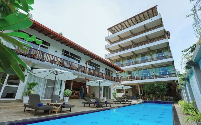 Chill Bay Weligama
