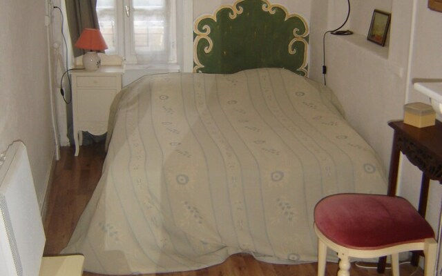 Le Logis Du Roc - Gîte