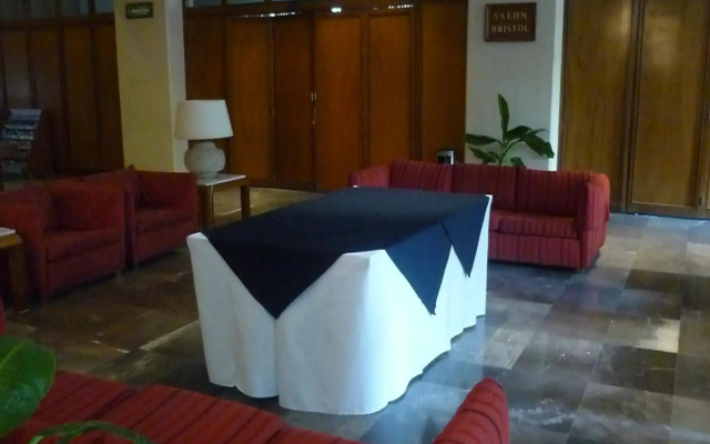 Bristol Hotel