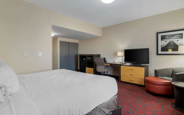Best Western Plus Eastgate Inn & Suites