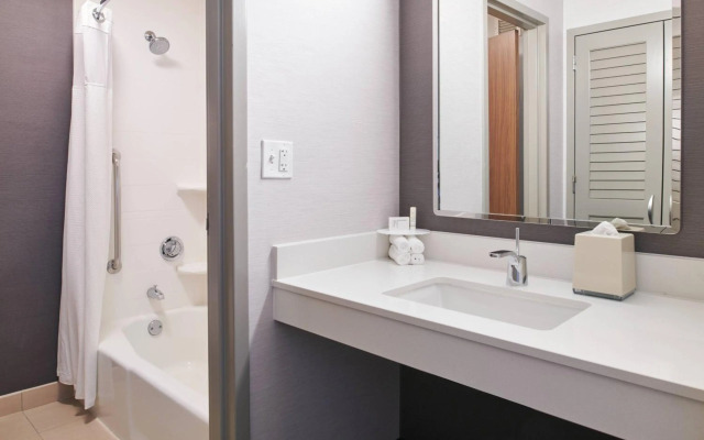 Courtyard by Marriott Chicago Highland Park/Northbrook