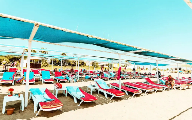 Nergos Garden Hotel