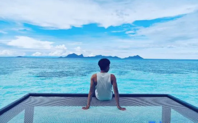 Bubblefish Water Villa