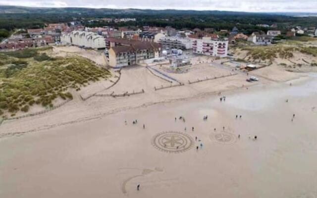 Appartement T2 bis, 200m de la mer, très calme
