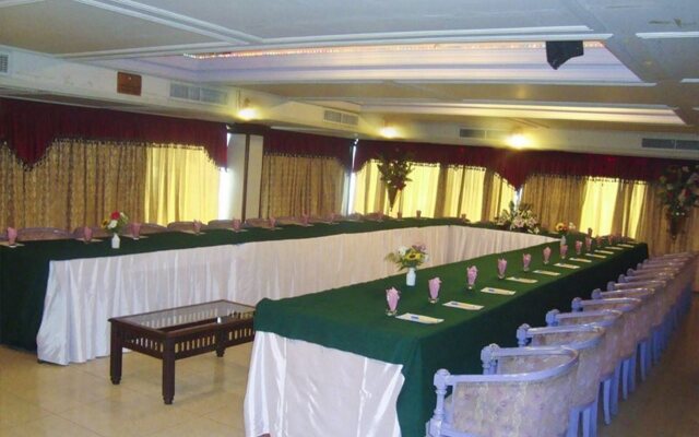 Envoy Continental Hotel, Blue Area, Islamabad