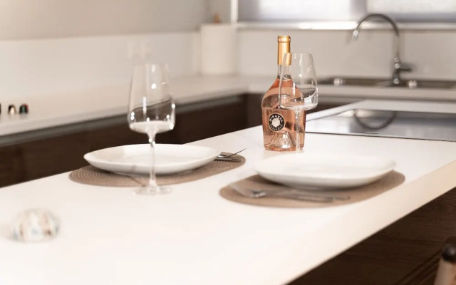 Blue Avra by A&D Properties