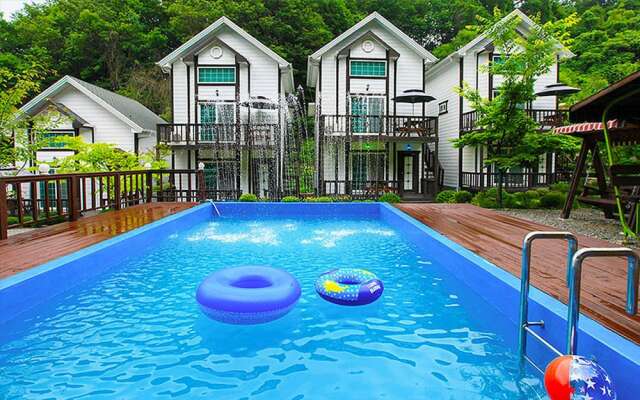 Sky Wind and Star SPA Pension