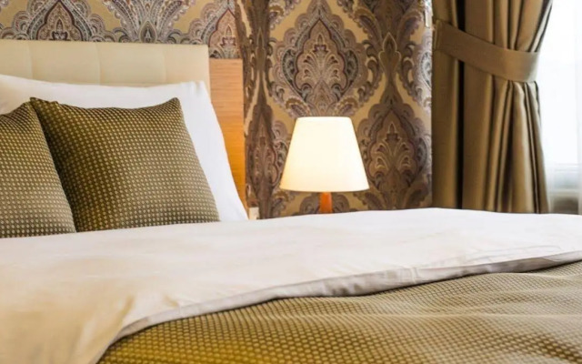 Park Square Hotel