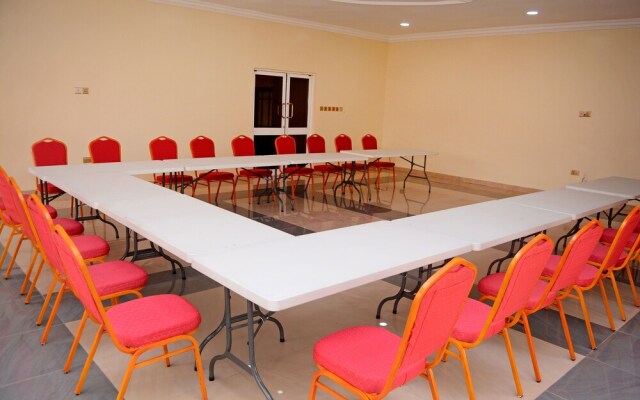 Mahogany Hotel and Suites