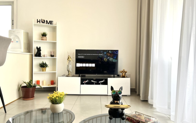 127 NIC - Stay Sun Line Apartment