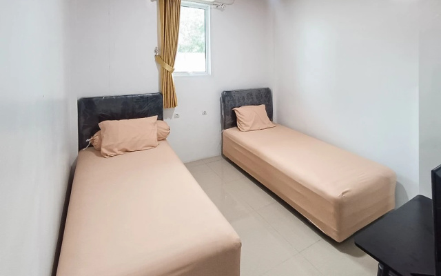 RedDoorz Syariah @ Humaira Stay Tabalong – Guest Rooms – Tanjung