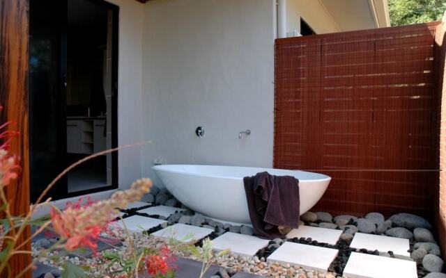 Trito Oceans Edge Luxury House