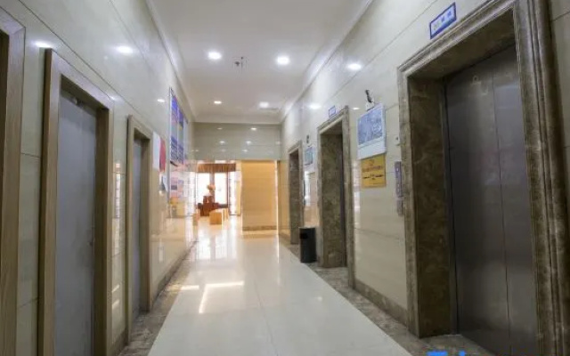 Yongfu Hotel (Zhangjiajie 72 Marvelous Towers Branch)