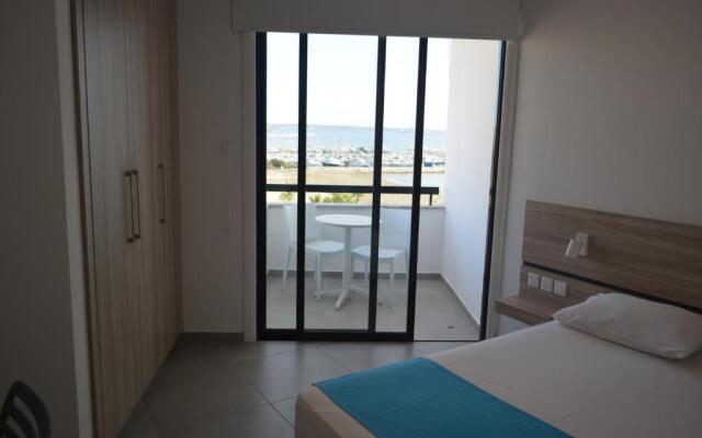 Les Palmiers Sunorama Beach Apartments