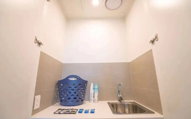Luxury Skyrise 2bed2bath APT in Olympic Park