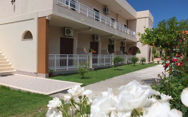 Toulas Apartments