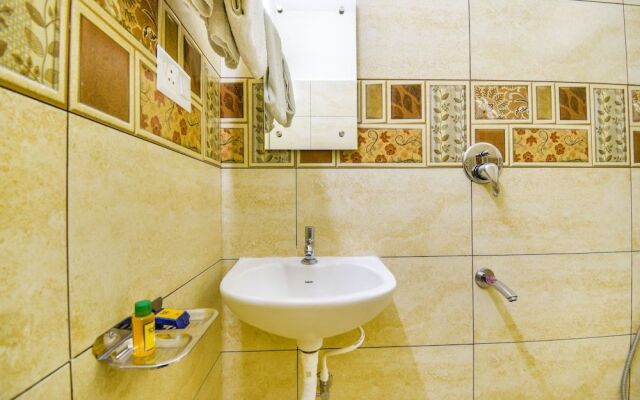 Fabhotel Lotus Grand