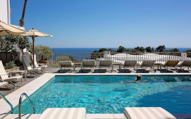 Hotel Canasta