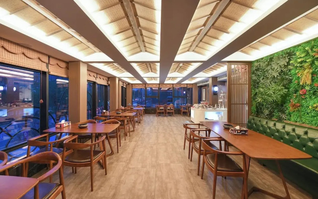 MeihaoHotel TerraCottaWarriorsHuaqing
