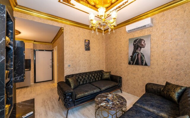 Sam Diamond Residence