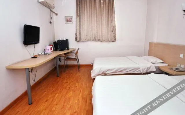 OYO Jinan Jincan Business Hotel (South Branch of Provincial Hospital)