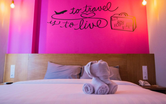 Radja Art and Boutique Hotel Simpang Lima
