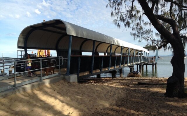 Coochiemudlo Island Seminara Apartments