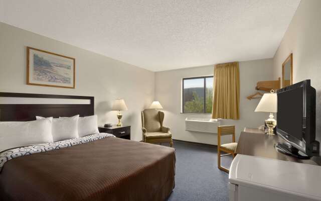 Super 8 by Wyndham Williams Lake BC