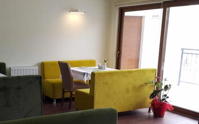 Karşı Bahçe Bungalov