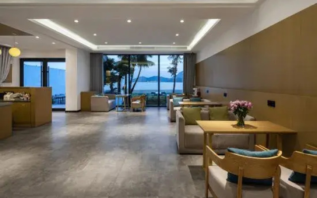Shenzhen Guli Lanyue Seaview Villa (Jiaochangwei Seaview Garden Branch)
