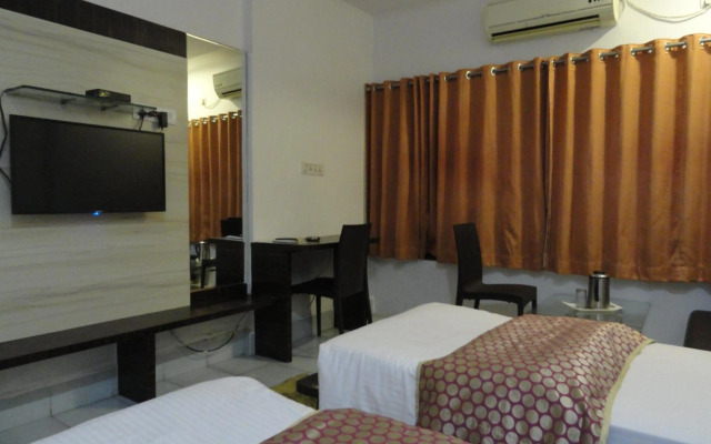 OYO 1959 Hotel Raj