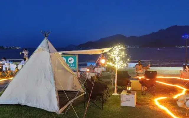 Shenzhen Haishang Yunju Seaview Homestay (Jiaochangwei Branch)