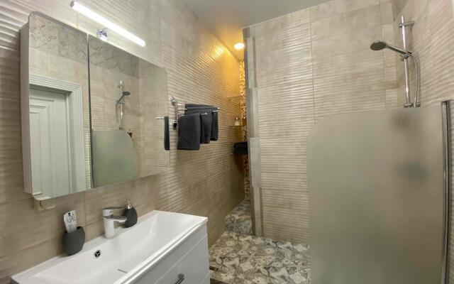 Апартаменты на проспекте Альберта Камалеева 1