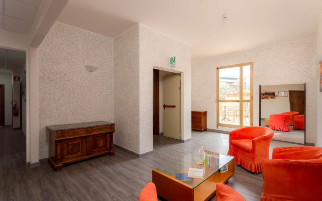 Flom Boutique Hotel