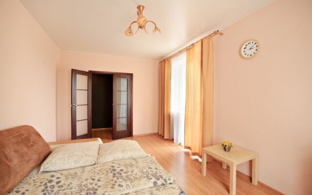 Apartment on Alliluyeva 12a-26