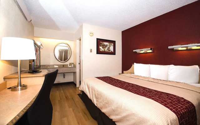 Red Roof Inn Philadelphia - Oxford Valley