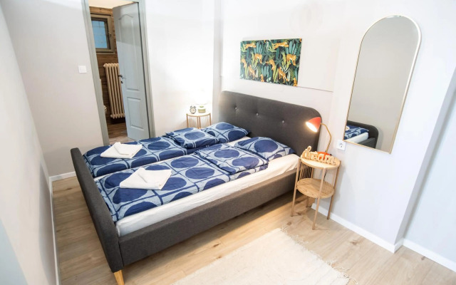 Z30 Studio In The City Center.