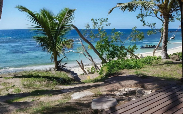 Barefoot Manta Island Resort and Marine Sanctuary