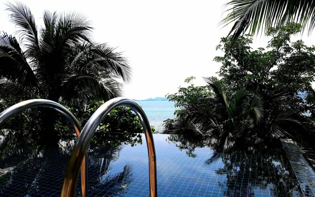 Blue Hill Resort