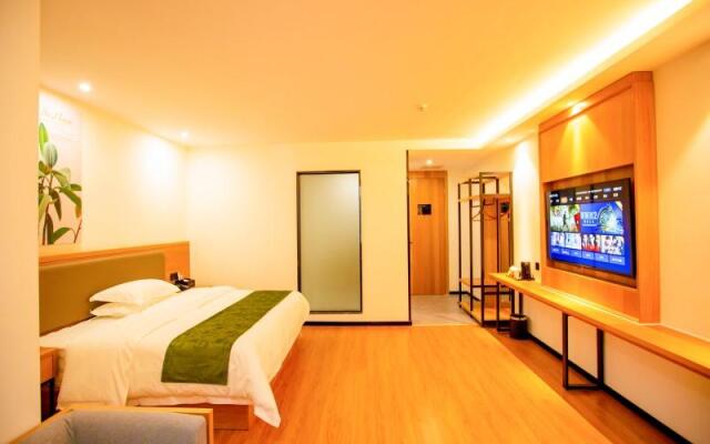 Green Tree Inn Express Hainan Danzhou General Bus Station