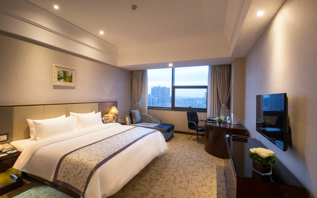Gloria Plaza Hotel Qingdao – Guest Rooms – Qingdao