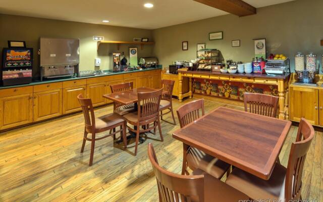 Country Inn & Suites by Radisson, Winnipeg, MB