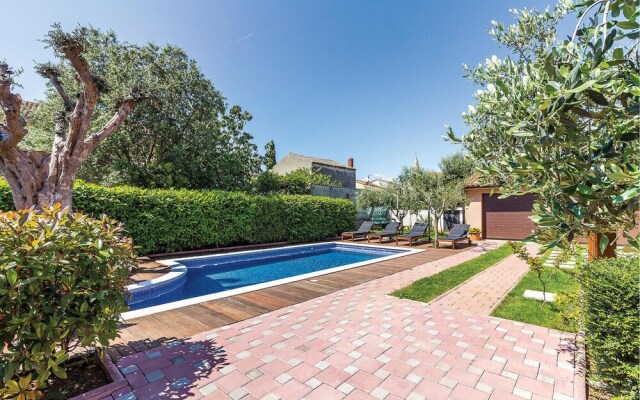 Nice Home in Pula With Wifi and 4 Bedrooms