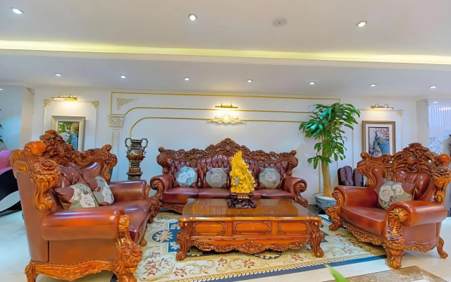 Queen T&T Dalat Hotel