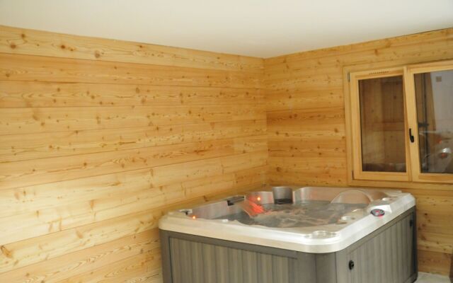 Chalet La Cime des Peyrons 2