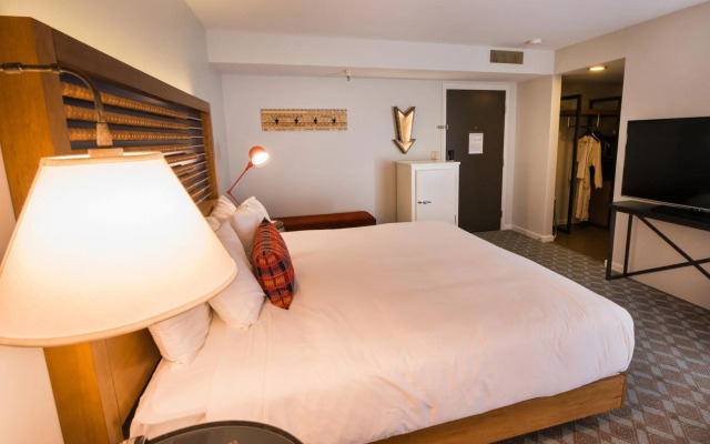 Chaminade Resort & Spa