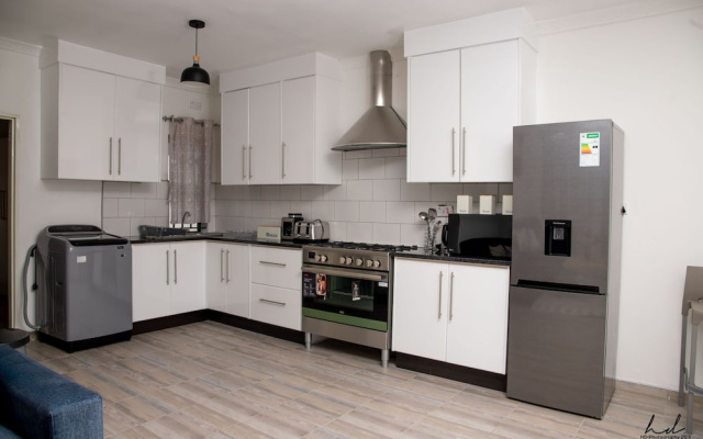 Grey Mansion BnB