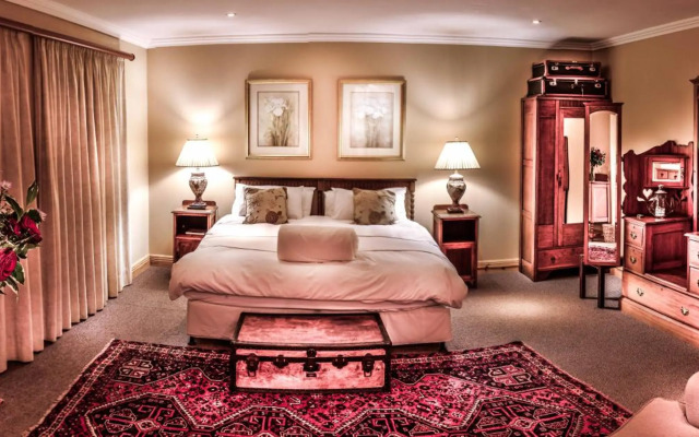 The FarSide Country Manor