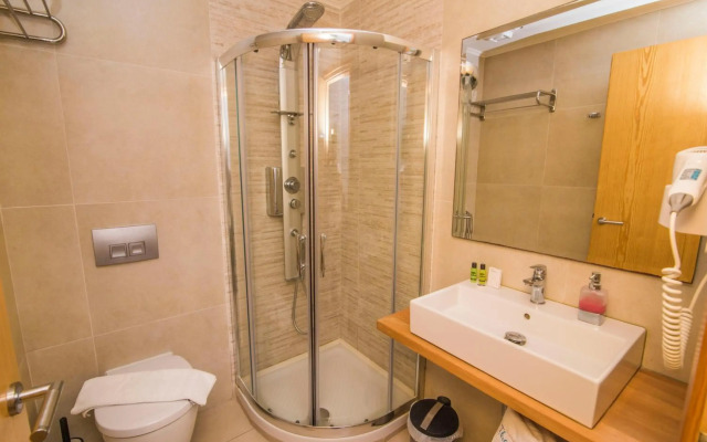 Grand TheoNi Boutique Hotel & Spa