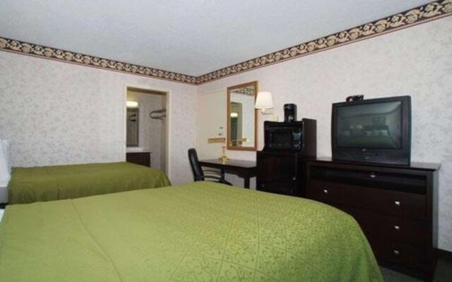 Rodeway Inn Conference Center